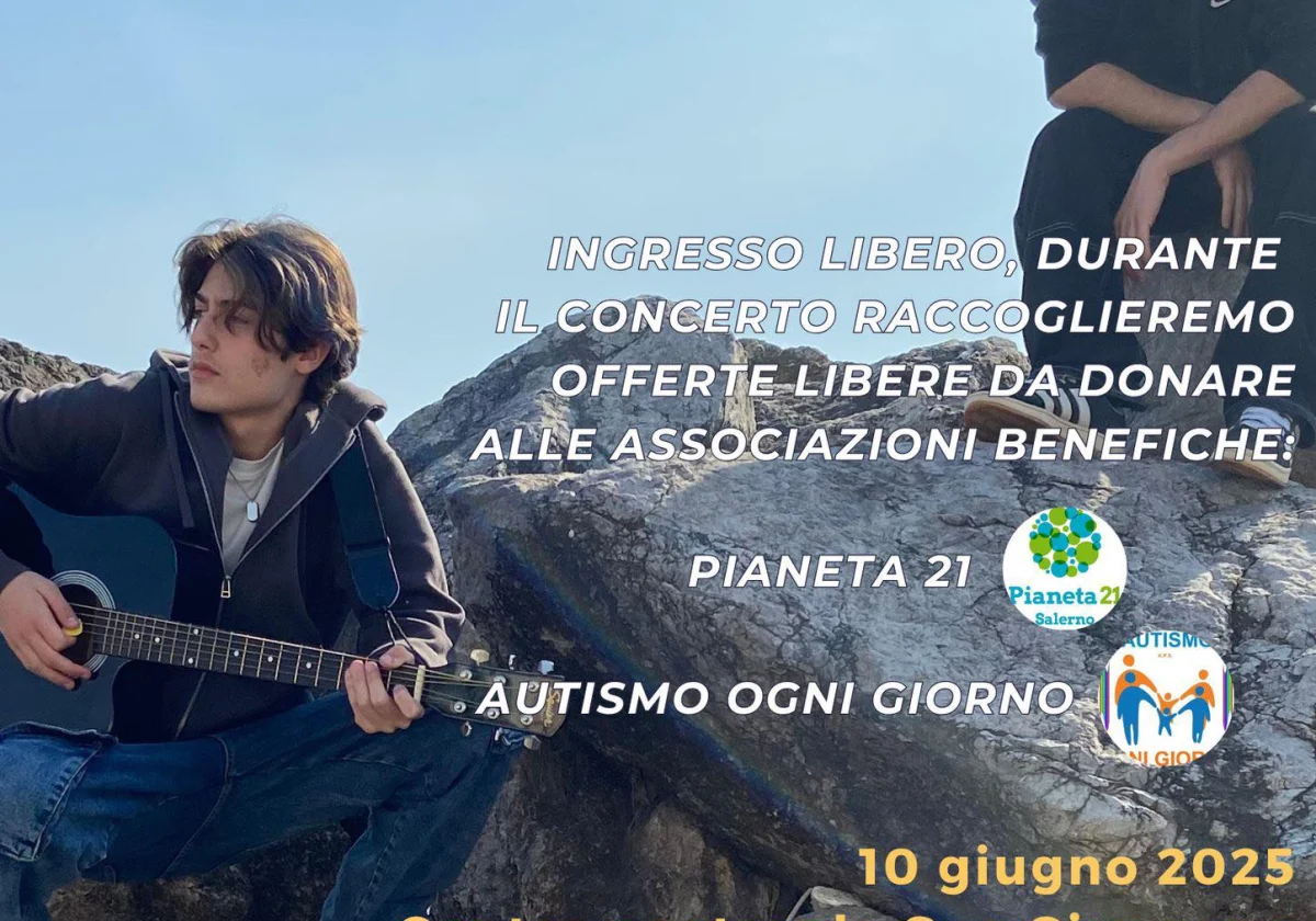 Locandina del concerto di beneficenza "Il Bene e il Male Show", con due giovani musicisti fotografati su una roccia al tramonto.